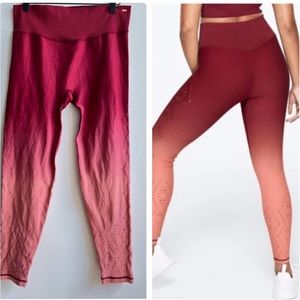 PINK Victoria’s Secret Sport Seamless Rosebed Ombré Leggings Size Medium